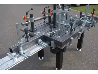 Schweißtisch mit Spannbeispiel